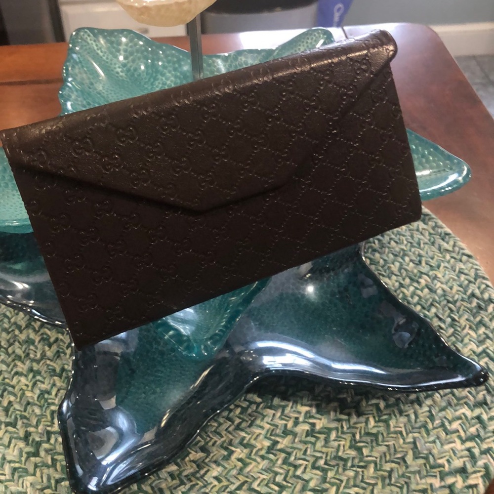 Gucci sunglass case